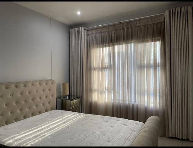 2 BEDROOM APARTMENT FOR SALE IN UMHLANGA RIDGE